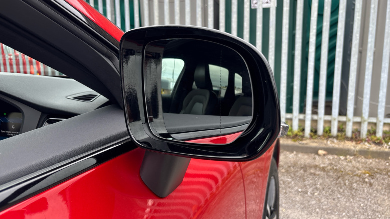 Volvo Xc60 2.0 B4D R DESIGN 5dr AWD Geartronic Diesel Estate